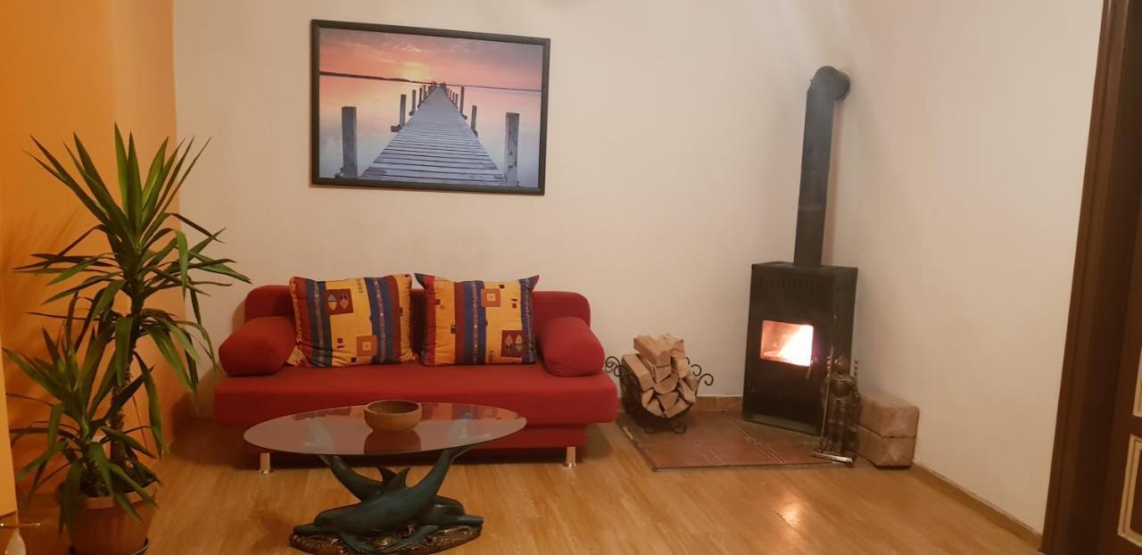 Apartman Namesti Horni Blatna Exterior photo
